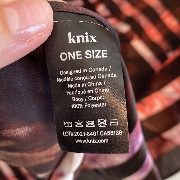 KNIX- Lesley Hampton Print-The Birds Papaya x Knix Scarf - Picture 6 of 6